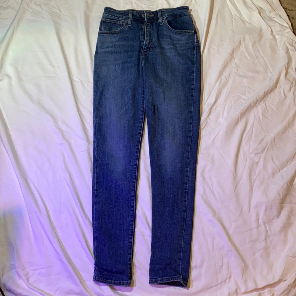 Levi Strauss Blue jeans- high rise skinny- size 28